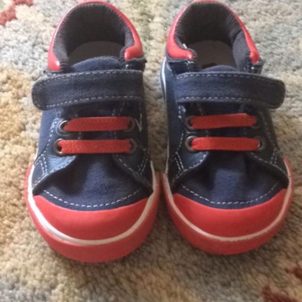 See Kai Run toddler boy 4